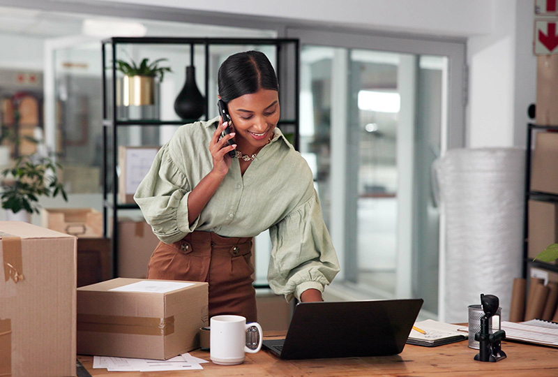 Next day UK courier services - East Midlands